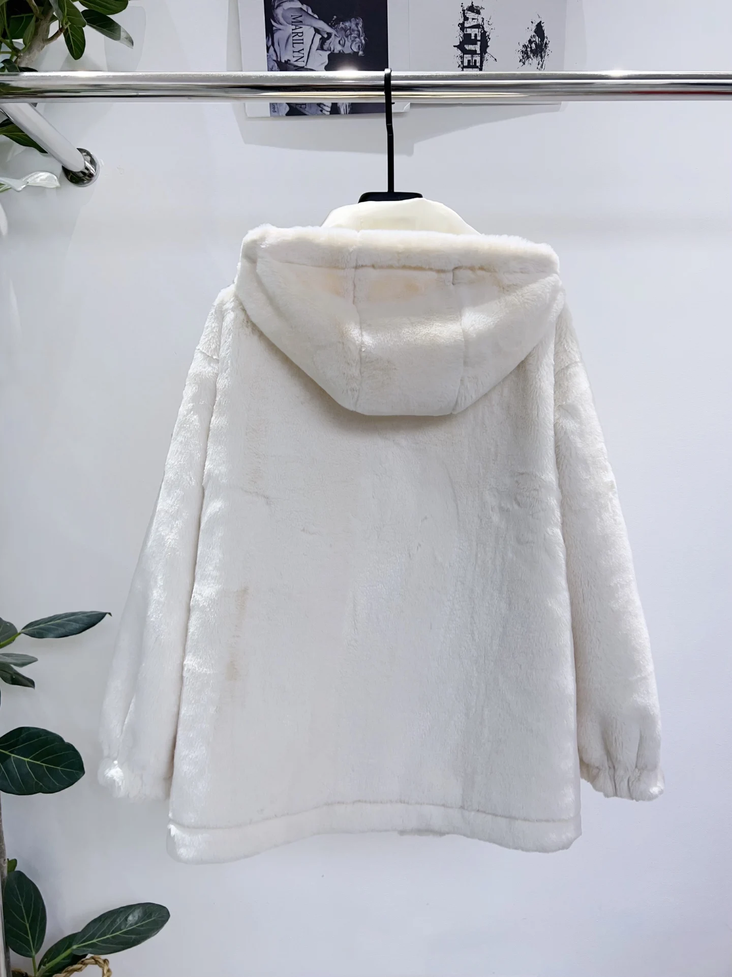 

25 Autumn/Winter New Women's Fashion with Velvet Hooded Thickened Warm Casual Jacket