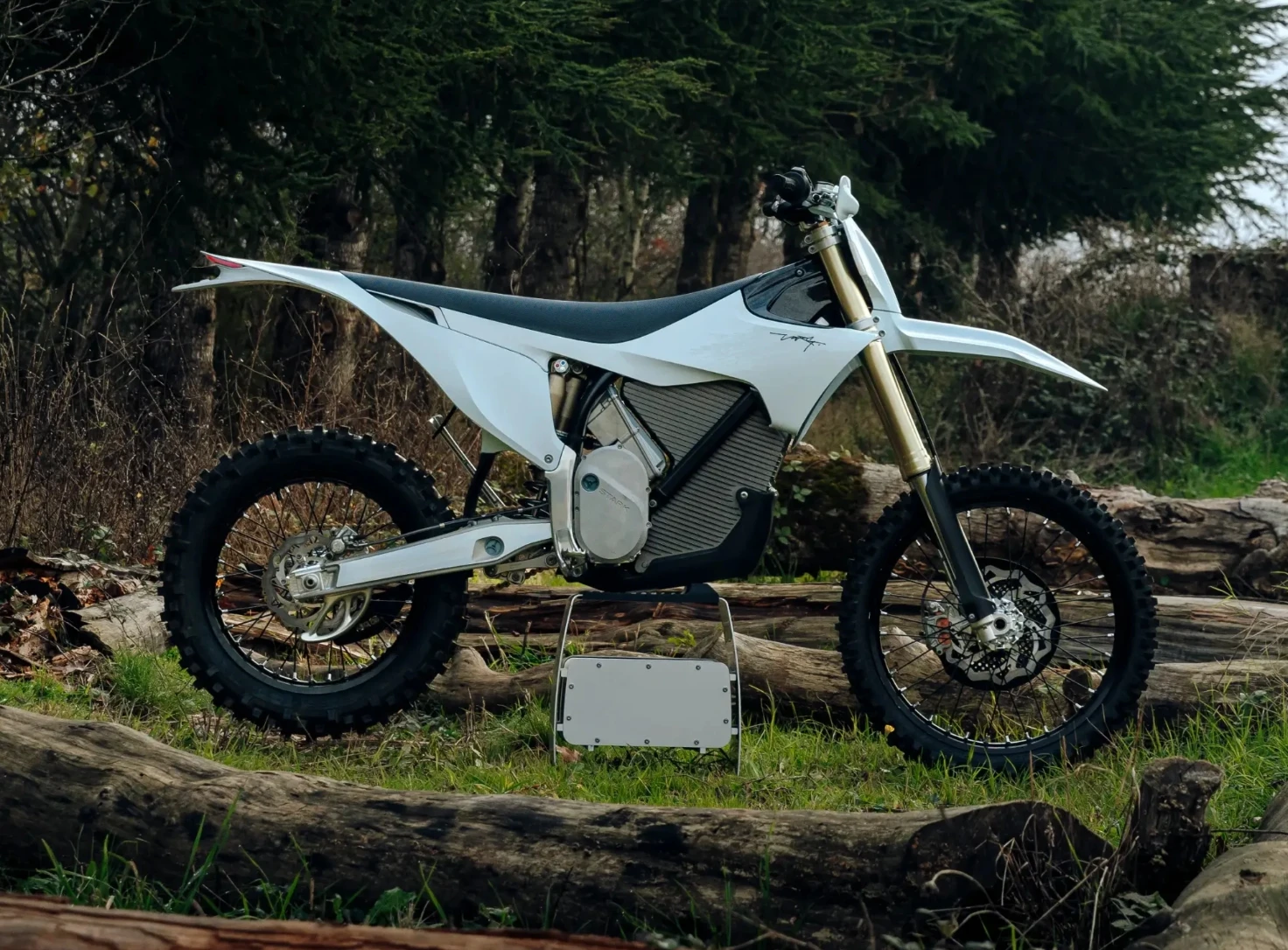 

AWLY 100% TOP SLASH SALES Stark Varg Ex– Motocross électrique Stark VARG 80 hp Free Deliveriy