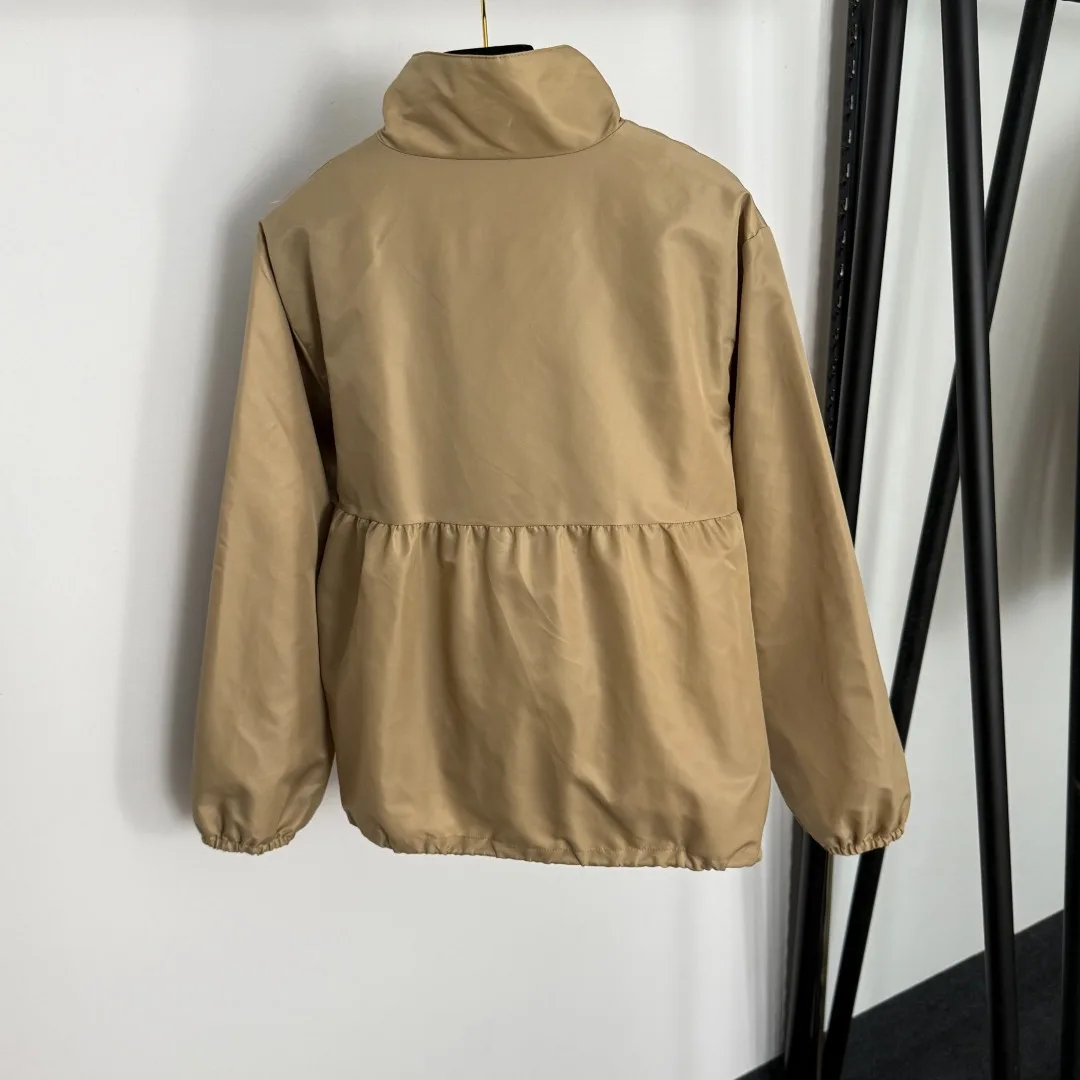 

2025 new autumn winter Metal-labeled decorated workwear pocket stand-up collar long-sleeved zipper trench coat