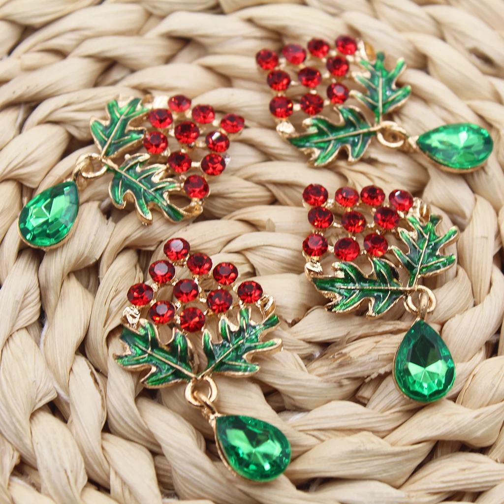 4 batches of Christmas holly rhinestone flat bottoms, DIY hair clip and brooch making supplies, clothing accessories