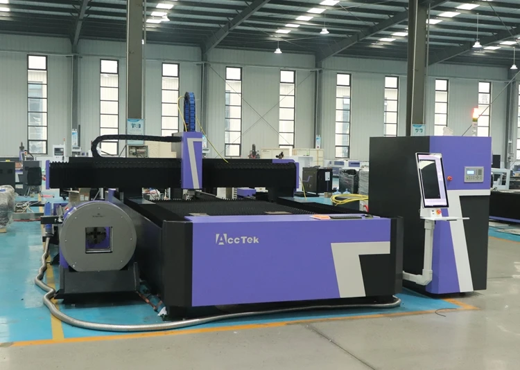 Cnc Raycus 6kw 3kw High Precision Fiber Laser Cutting Machine 3015 3000x1500mm Metal Sheet Cutter with Exchange Platform