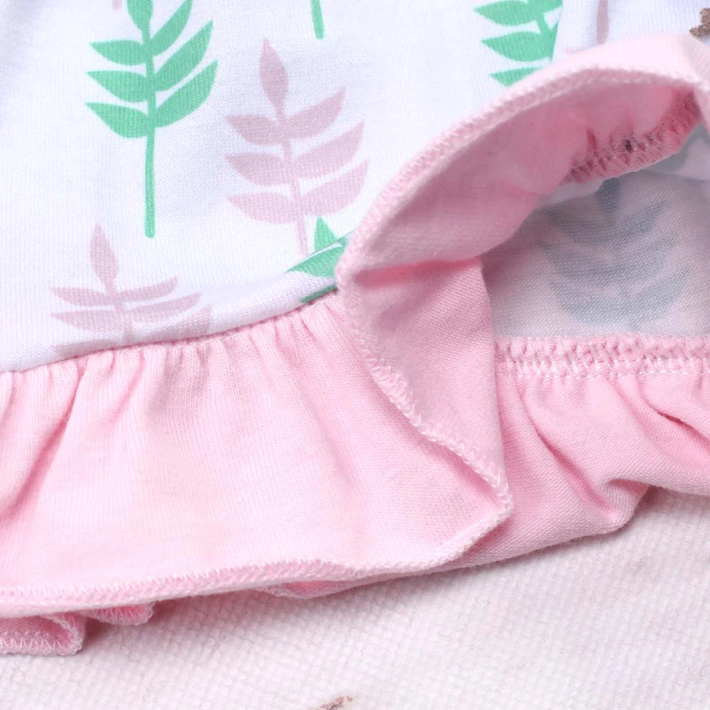 T-shirt Katun Anak-anak Baru Bayi Setelan Merah Muda Leher Bulat Pakaian Atasan Wanita Bordir Menggigil dan Celana Pendek Cetak Rumput Merah Muda Setelan Dekorasi