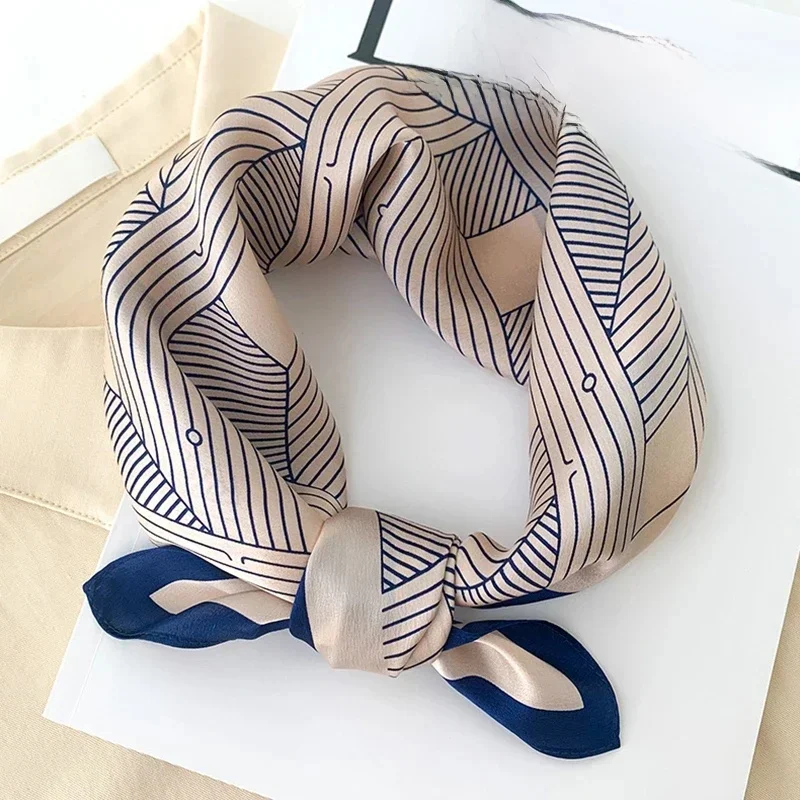 Écharpe en soie à motif géométrique rayé de 68cm pour femmes, Imitation soie, couvre-chef frais et polyvalent, vêtements carrés