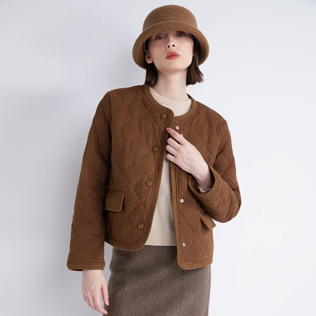 

TH852147 Luxury Women's LP Quilted down Jacket 100% White Duck down Short Coat Soft Warm Winter Outerwear