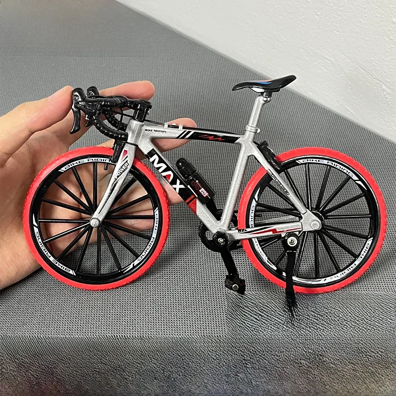 Nouveau modèle miniature de vélo de montagne en alliage moulé sous pression 1:8, modèle de simulation de course en métal, collection de mini-vélos, jouets pour garçons