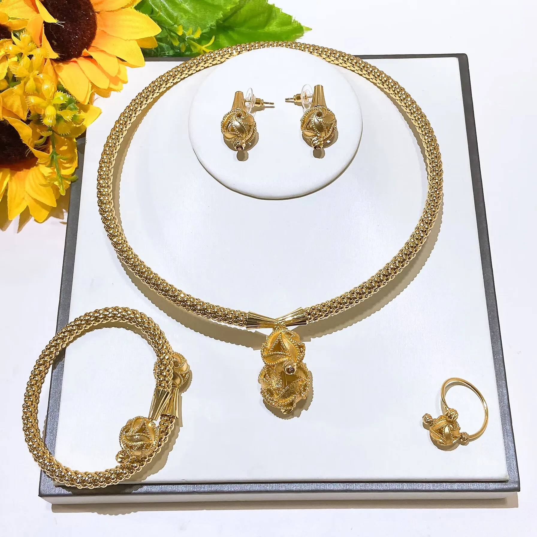Yulaili Lantern Flower Braided Jewelry Set Gold Plated Alloy Nigerian Dubai Wedding Party Necklace Earrings Bracelet Ring