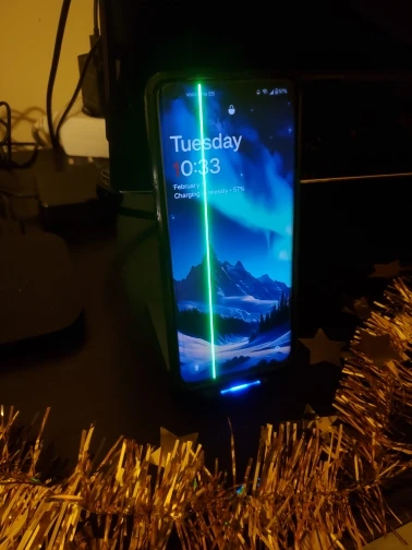 Vertical Dual-Coil 10W Wireless Fast Charger | Qi-Standard Charging Stand