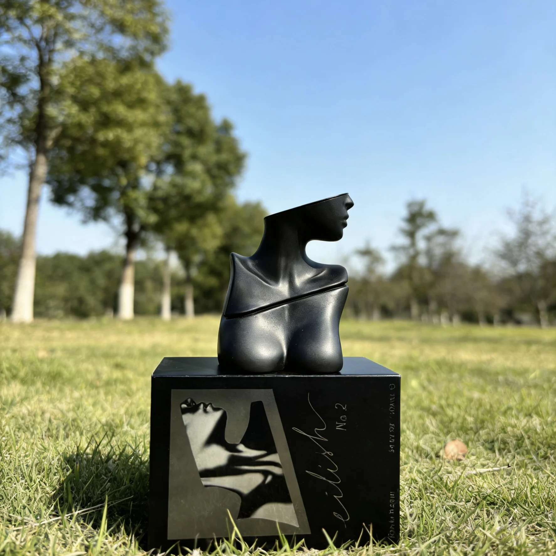 Billie Eilish No. 2 Eau de Par - Perfume Billie Eilish Fragrance recension och pris