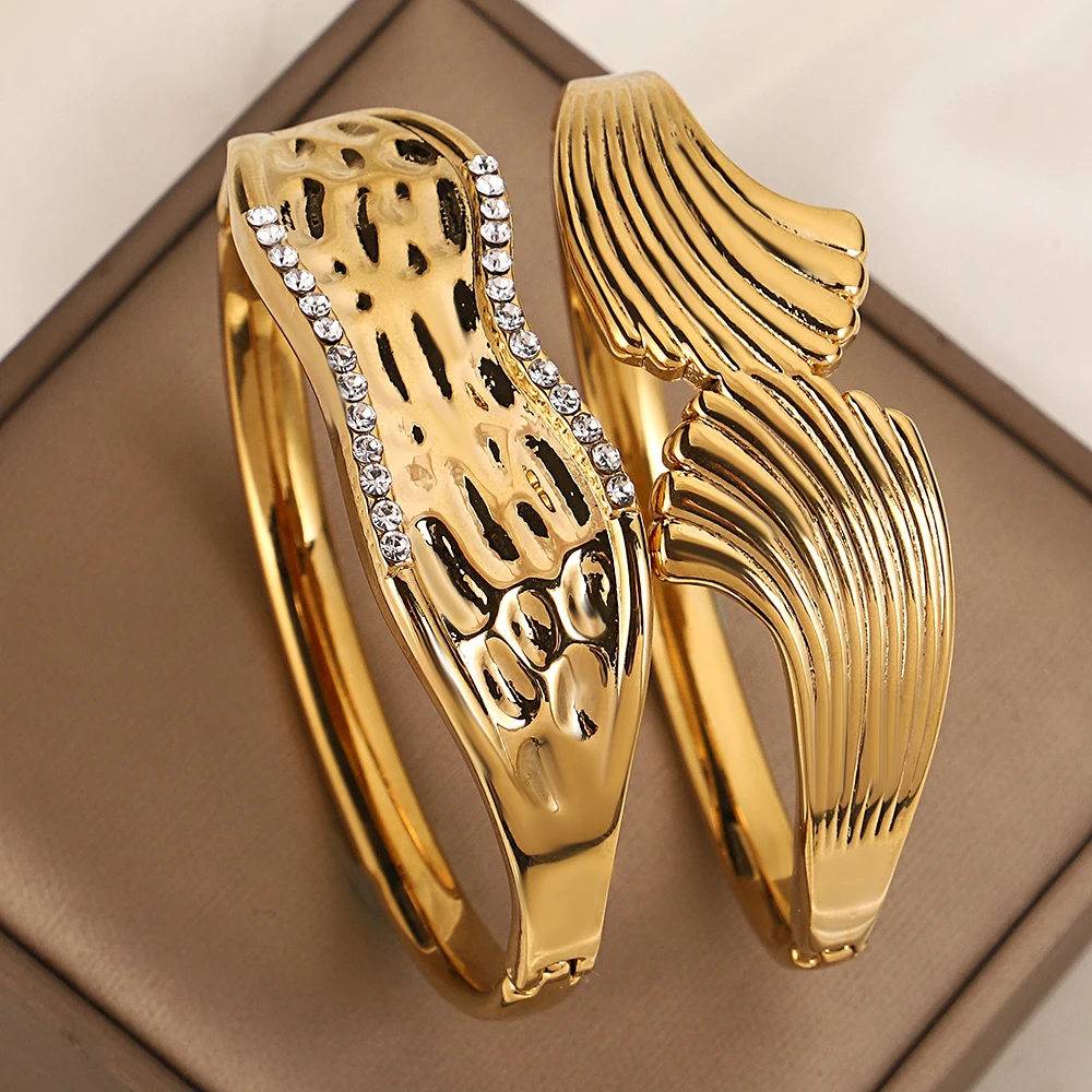 

Elegant Smooth Irregular Wave Stainless Steel Wide Bangle For Women Cuff Bracelet Chunky Spring Bangle Waterproof Jewelry Gift