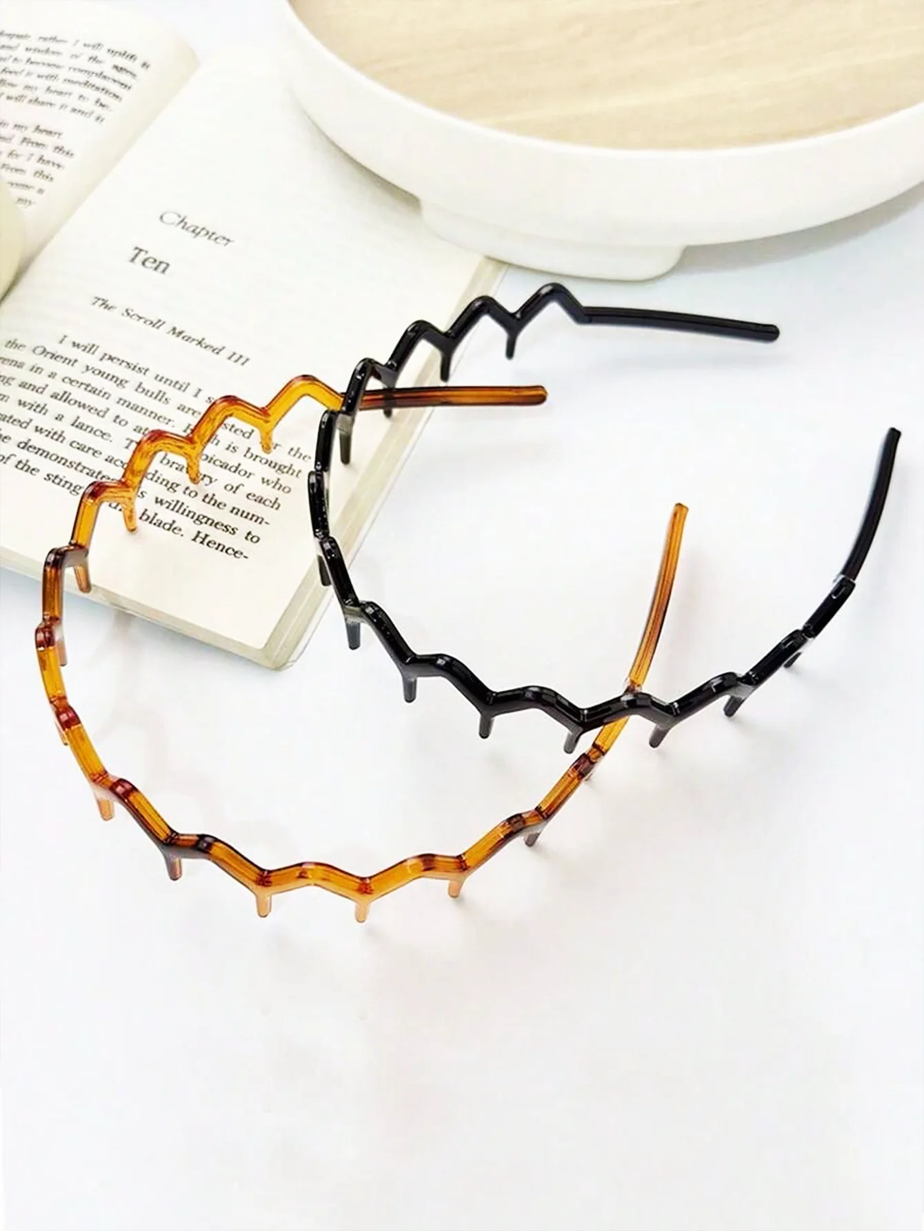

1pc Simple Basic Women Headband With Big Wavy Design, Plastic Hairstyling Headband,Hairband ,Hair Hoop,Hairband,Hair Hoop Headbands Hair Accessories