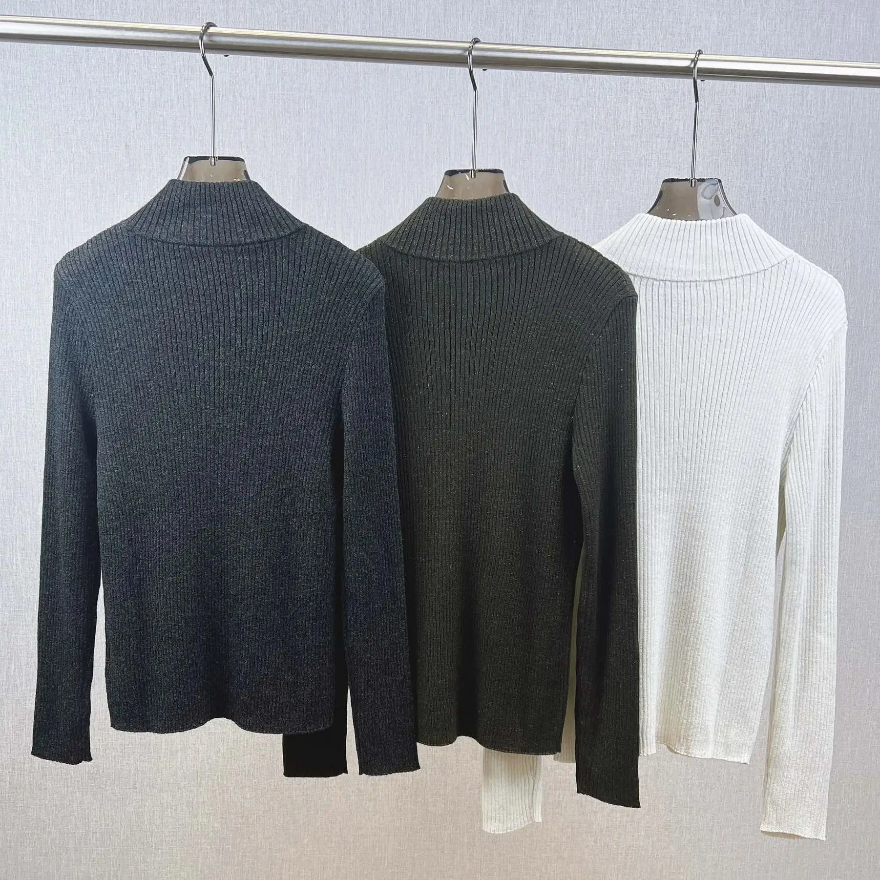 Casual worsted wool bead half-zip stand up collar sweater