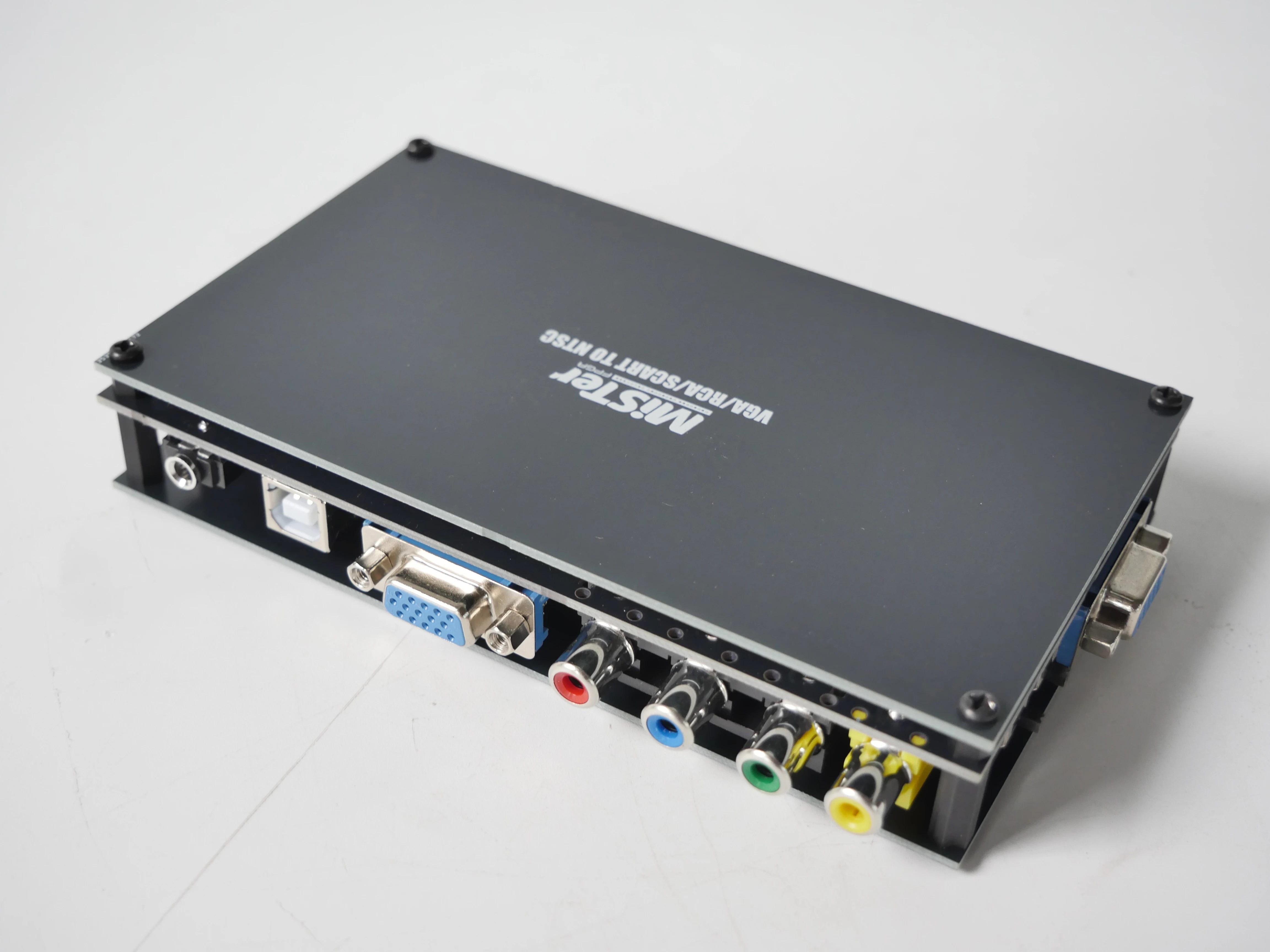 Low resolution computer VGA MiSTer RGBS RGBHV European standard Scart to S terminal color difference cvbs support GUNCON