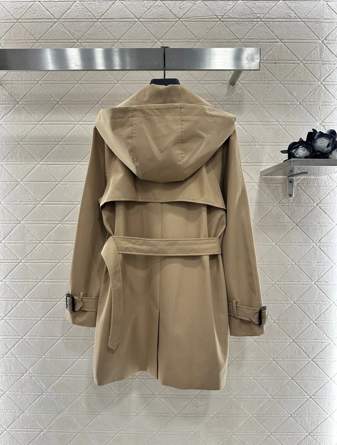 

2025 Early Autumn Fashion Women's Coat Lapel Belt Windbreaker Coat Lapel Mid-Length Waisted Windbreaker Women's Jacket