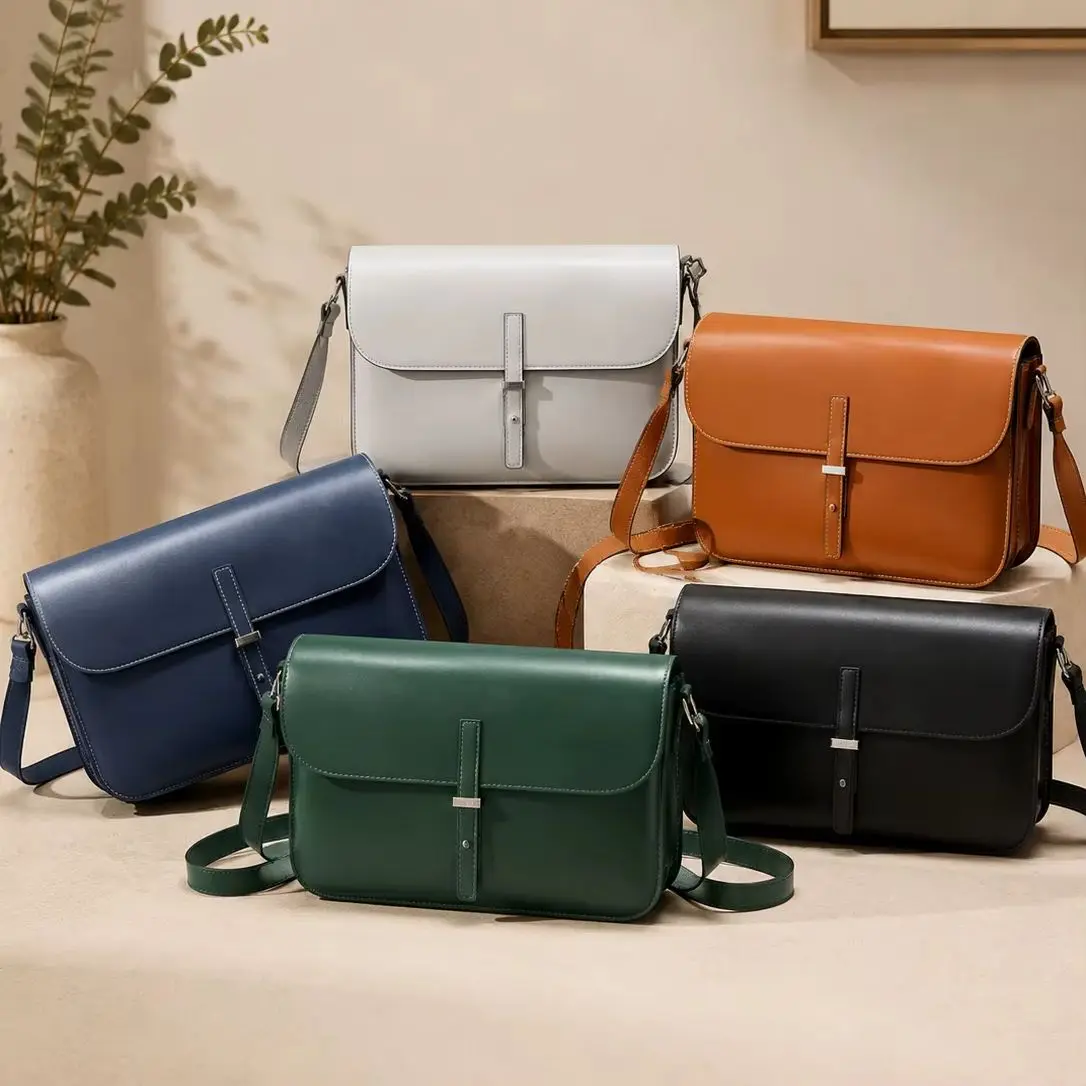 2026 New Classic Luxury Bag Handbag Crossbody Bag down details 30*24cm