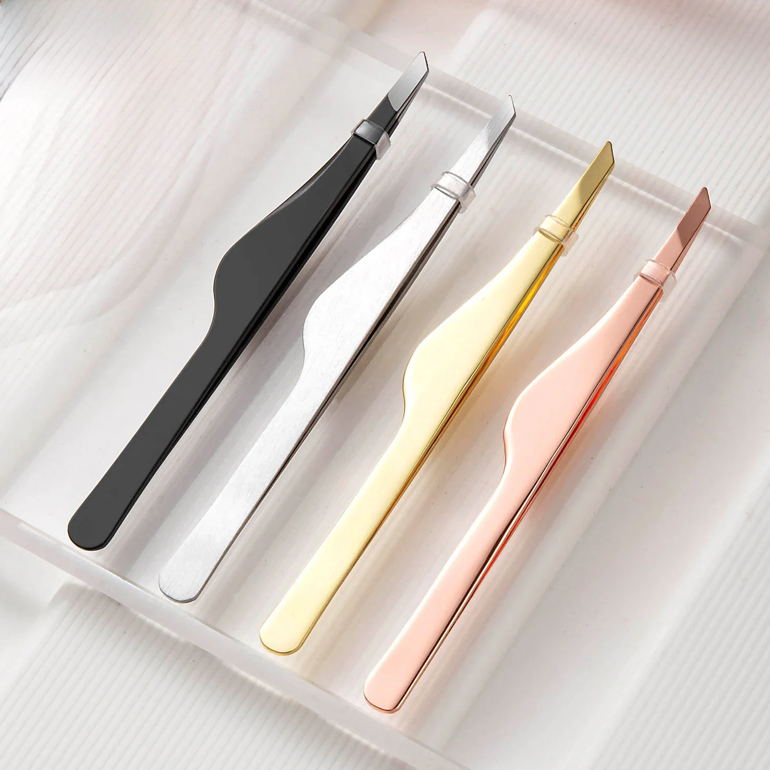 Pincettes incurvées en acier inoxydable pour les sourcils, pince coupe-cils, outils pour enlever les petits poils incarnés