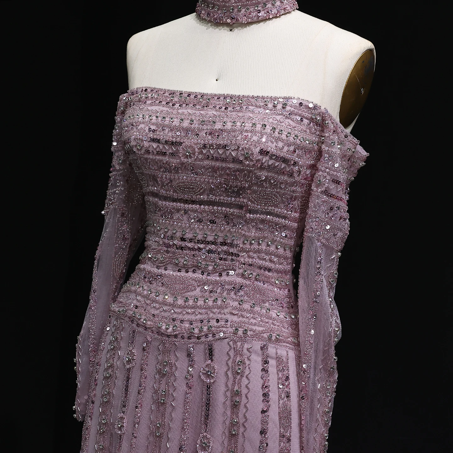 Sharon Said Luxuriöses Silberperlenbesetztes Elegantes Schulterfreies Abendkleid mit Choker, Langen Ärmeln, Luxus-Hochzeitskleid SS178 Maßanfertigung – Detail 14