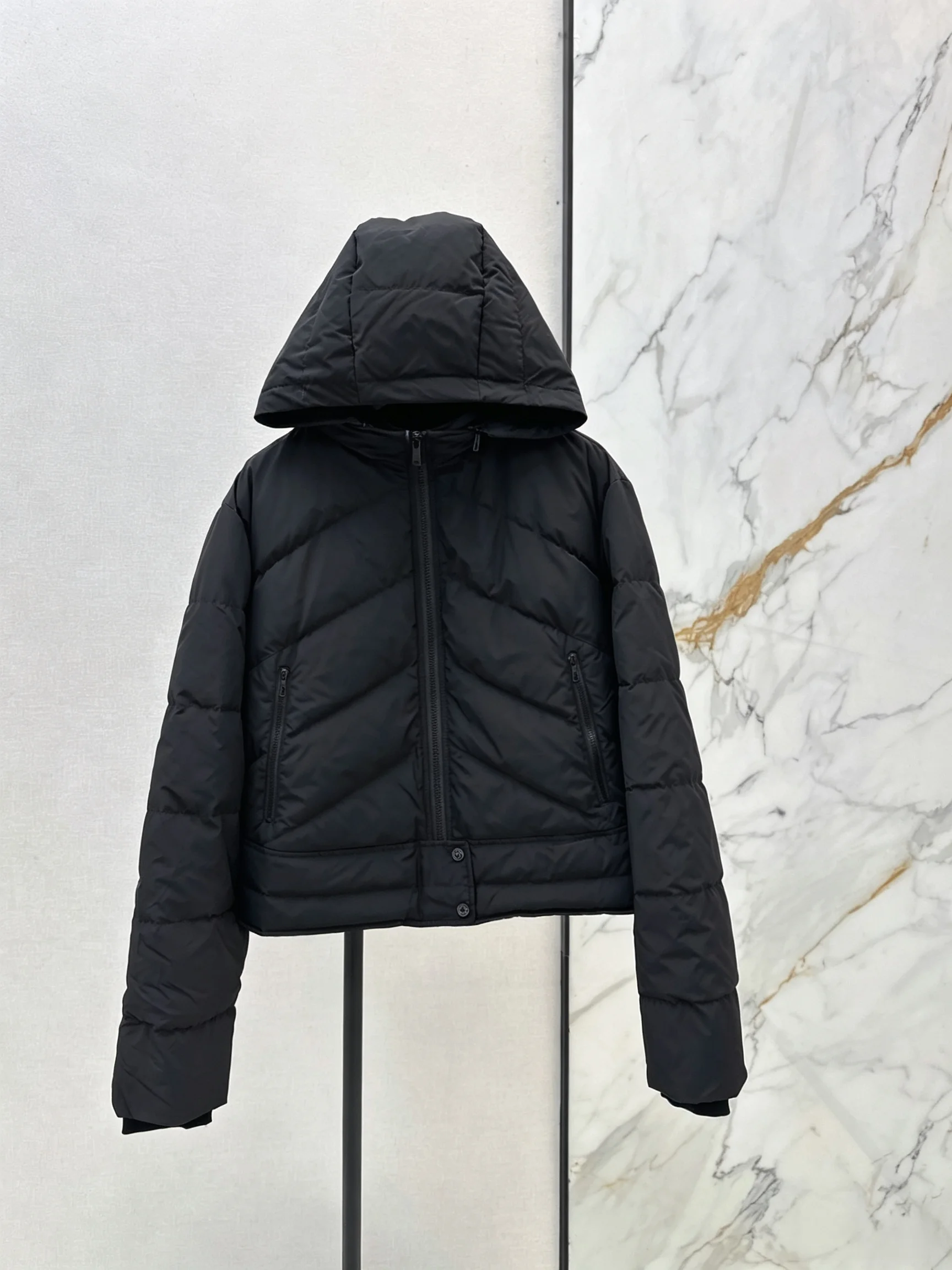 2026 Women Winter Cropped Hooded Quilted Puffer Jacket ZX5718