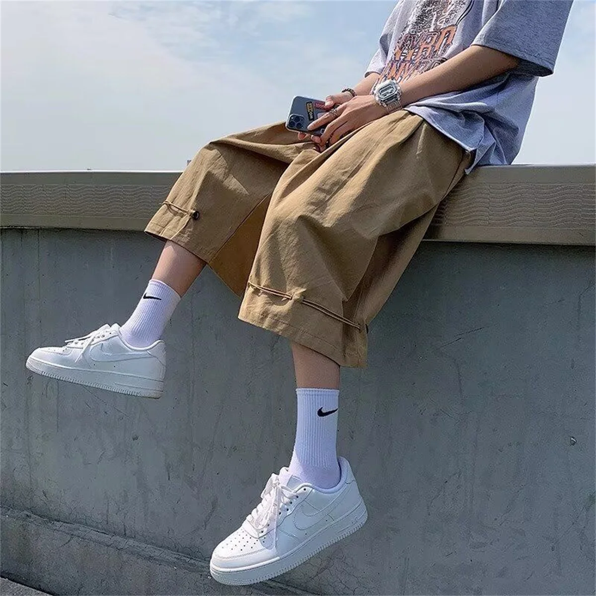 

Japanese Cargo Shorts Over-the-knee Wide Leg Shorts Men's Autumn Outer Wear Trend Cropped Pants High Street Khaki Sweat Pants