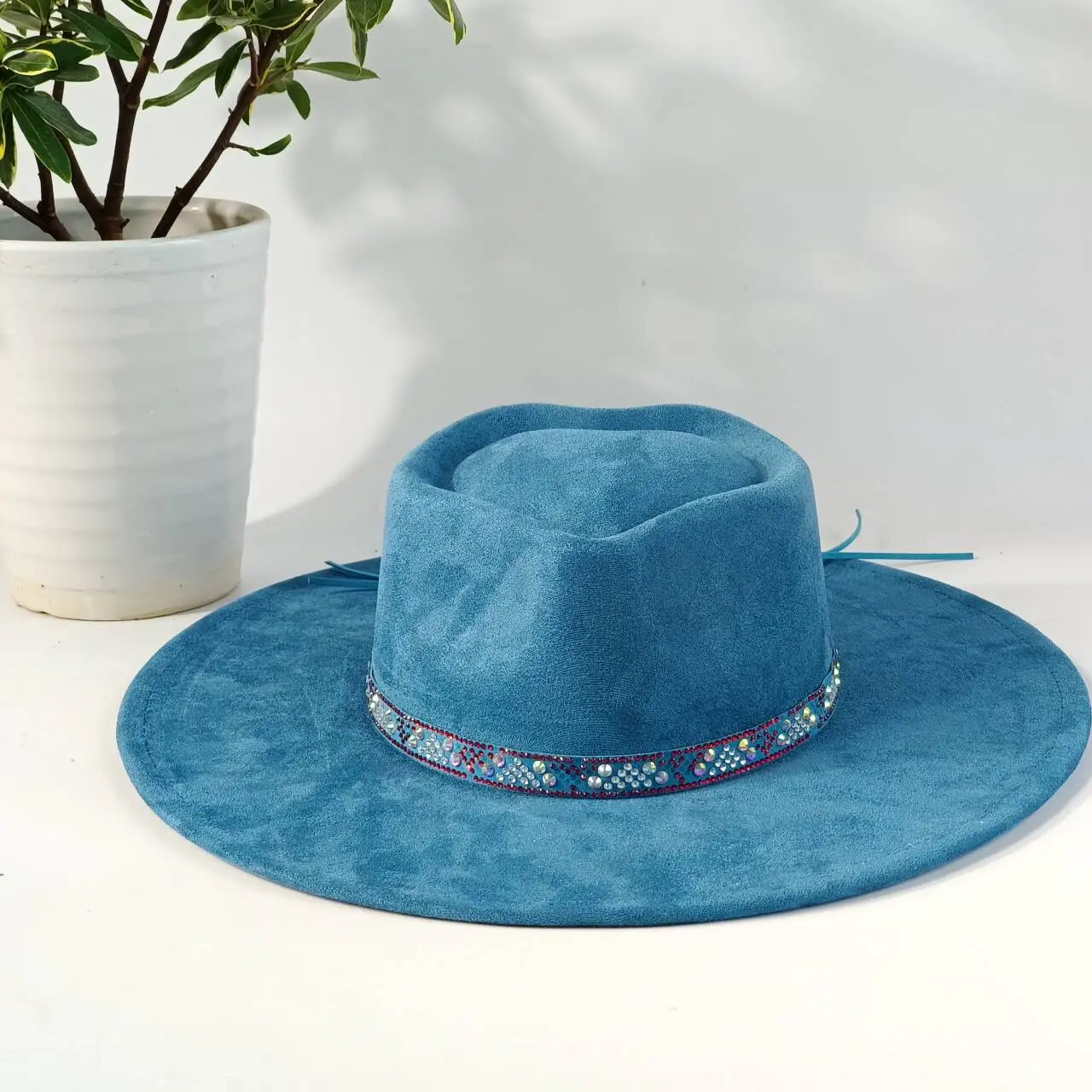 

Шляпа в форме сердца из павлиньего синего бархата в сочетании с бархатной поясной сумкой с бриллиантами в богемном стиле для осени-зимы, для прогулок, шопинга, церковных мероприятий, женские шляпы.