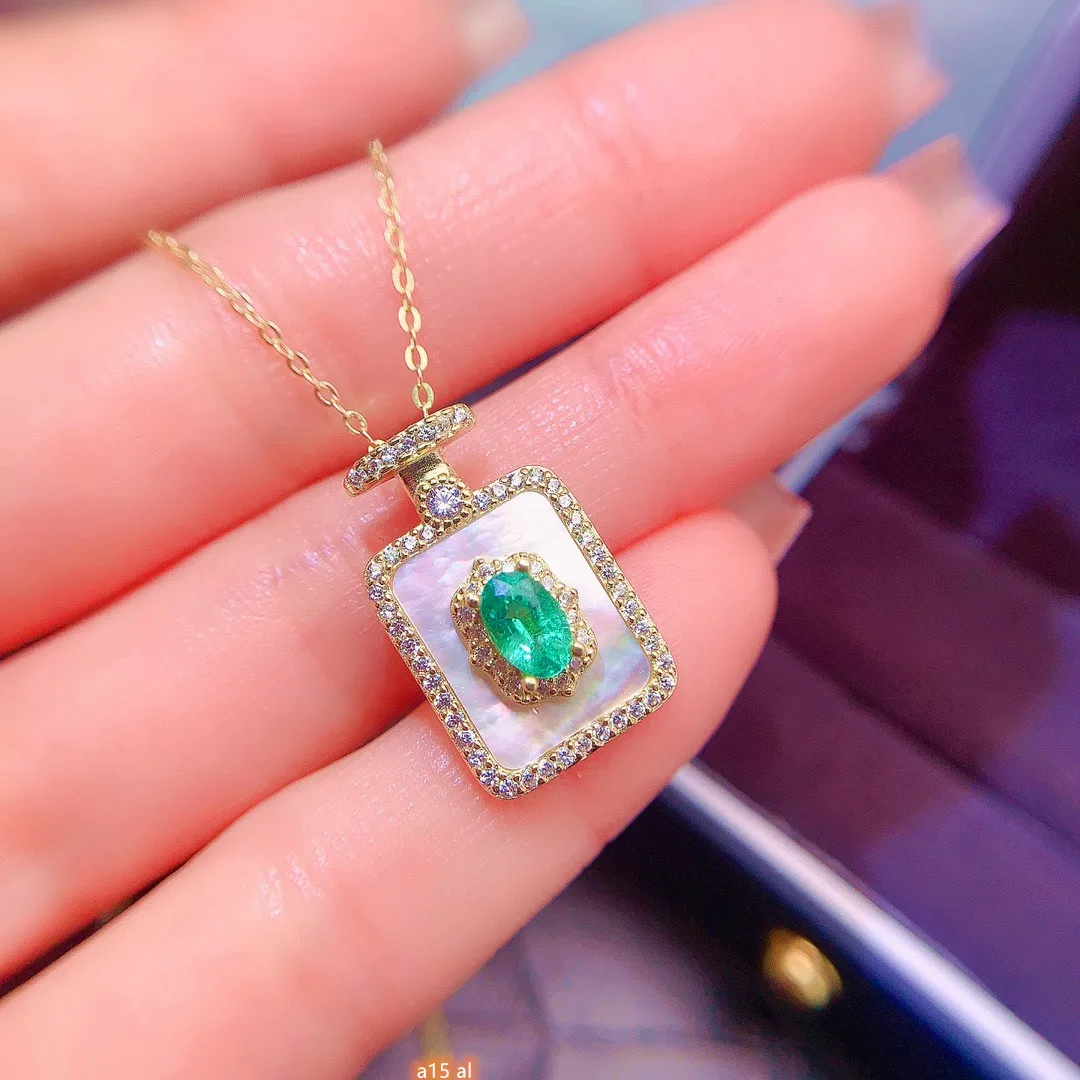 

Boutique Jewelry Girl Pure Natural Emerald Necklace Pendant 925 Pure Silver Plated Gold Shell Christmas Gift for Girlfriend Wedd