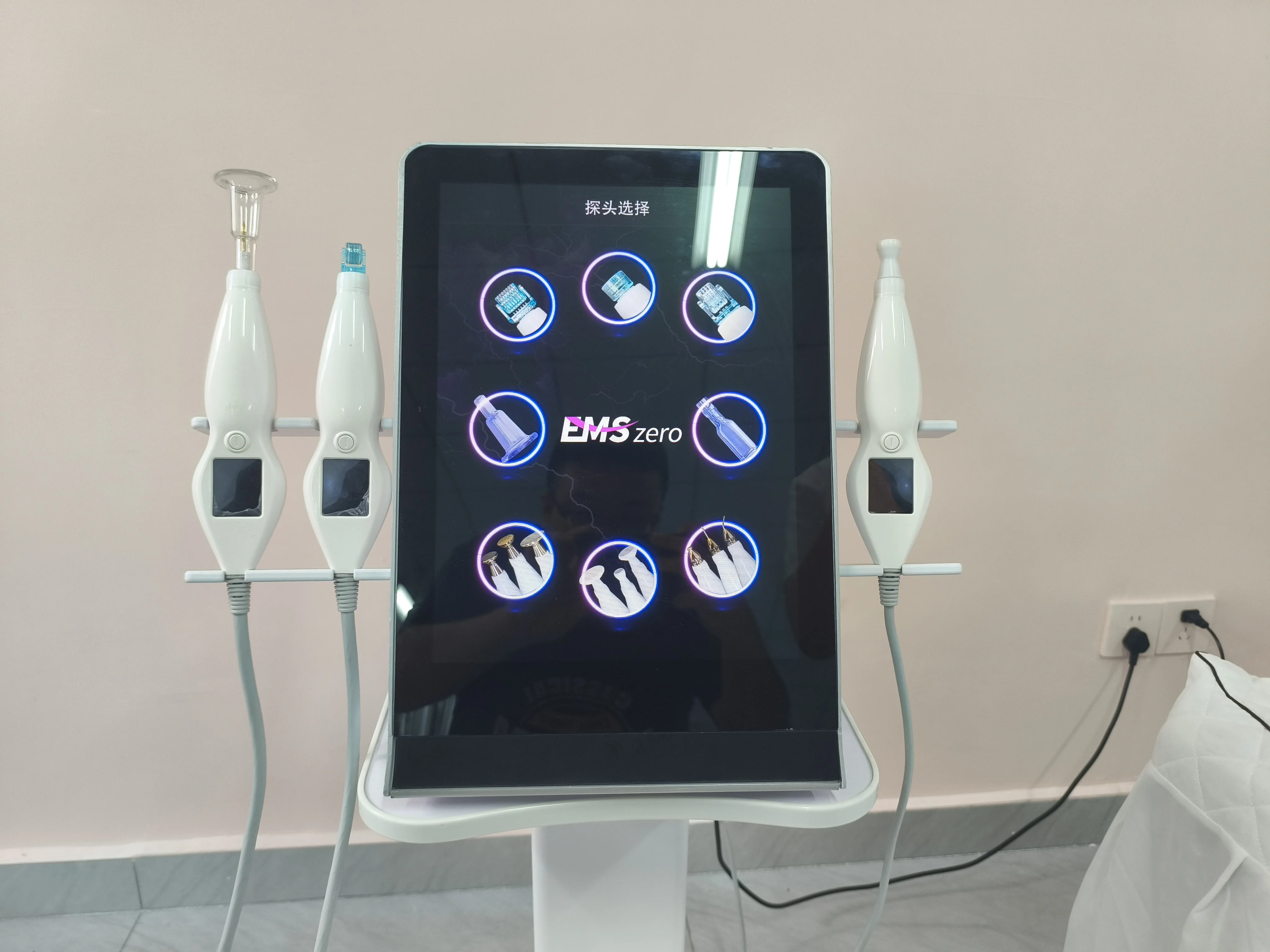 8-in-1 Hot And Cold Plasma Beauty Device For Skin Rejuvenation Pore Tightening Acne Removal And Wrinkle Reduction LED High-d