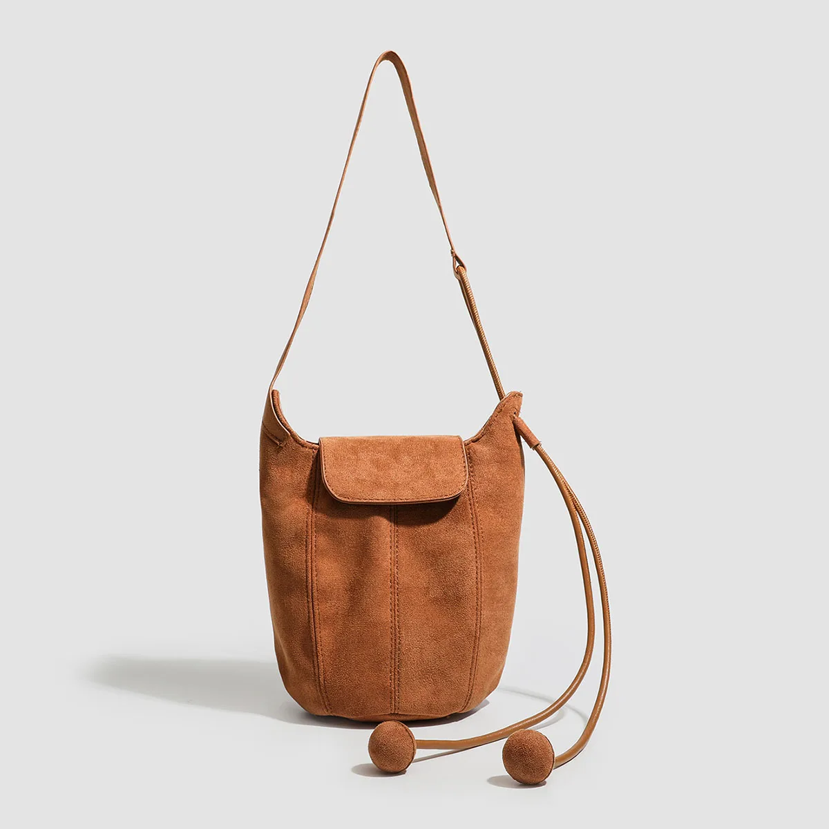 

New women's suede mini bucket bag, retro style, casual and suitable for everyday use, unique design, shoulder/crossbody bag.