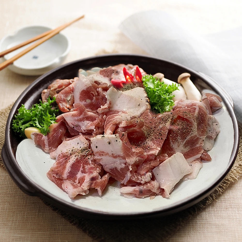 돼지  특수부위 뒷고기 아삭아삭한 식감의 덜미살 2kg 식당납품!