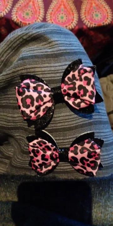 2pcs Leopard Print Pattern Bow Hair Clips for Little Girls Glitter Hair Bow Clips Sweet Hair Accessories for Little Girls photo review