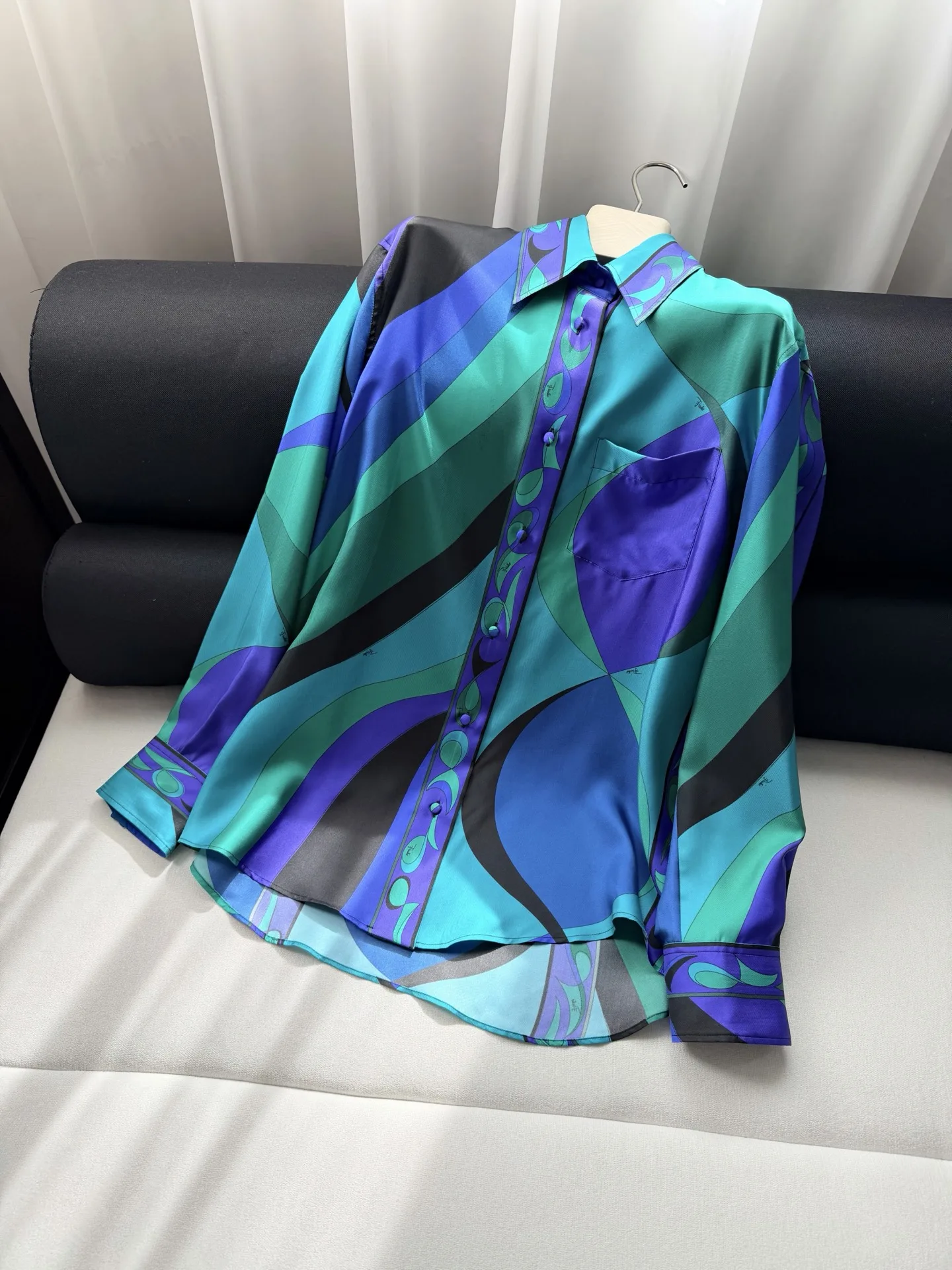 

Puc New Women Blue Green Abstract Print Long Sleeve Satin Shirt, Button Down Oversized Blouse, Elegant Casual Vacation Office