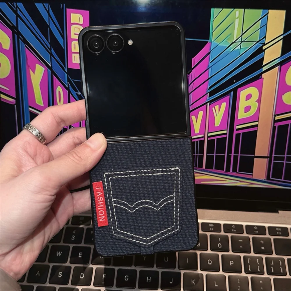 Fashion Cowboy With Pockets Phone Case for Samsung Galaxy Z Flip 8 Flip 7 flip 8 7 Cover With Chain Charm Holder Korea Cutte Cas