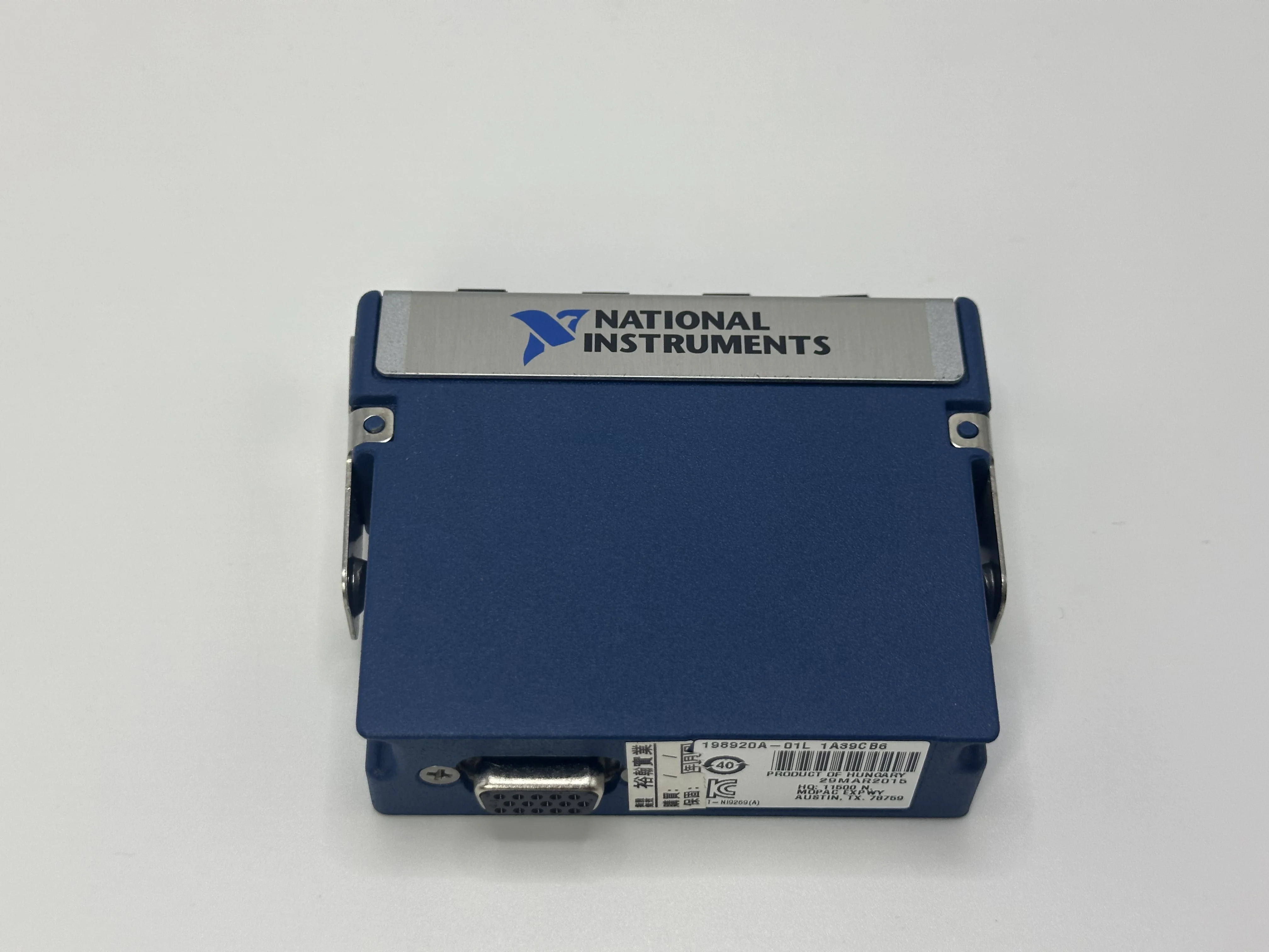 National Instruments NI 9269 cDAQ Analog Output Module, Simultaneous Updating