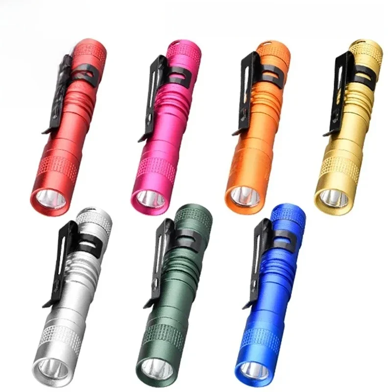 Kleine Mini-LED-Taschenlampe, Handstift-Licht, Taschenlampe, taktische Taschenlampe, PenLight mit Clip, LED-Stift-Taschenlampe