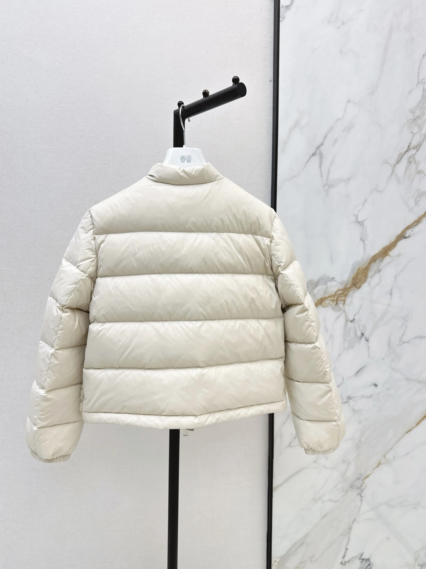 2026 Women Winter Mixed Fabric Spliced Pocket Short Warm Jacket ZX7401