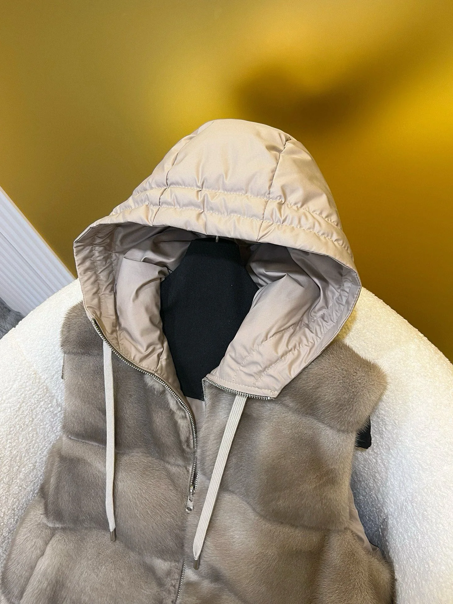 Chaqueta de plumón de doble cara otoño-invierno con piel de visón