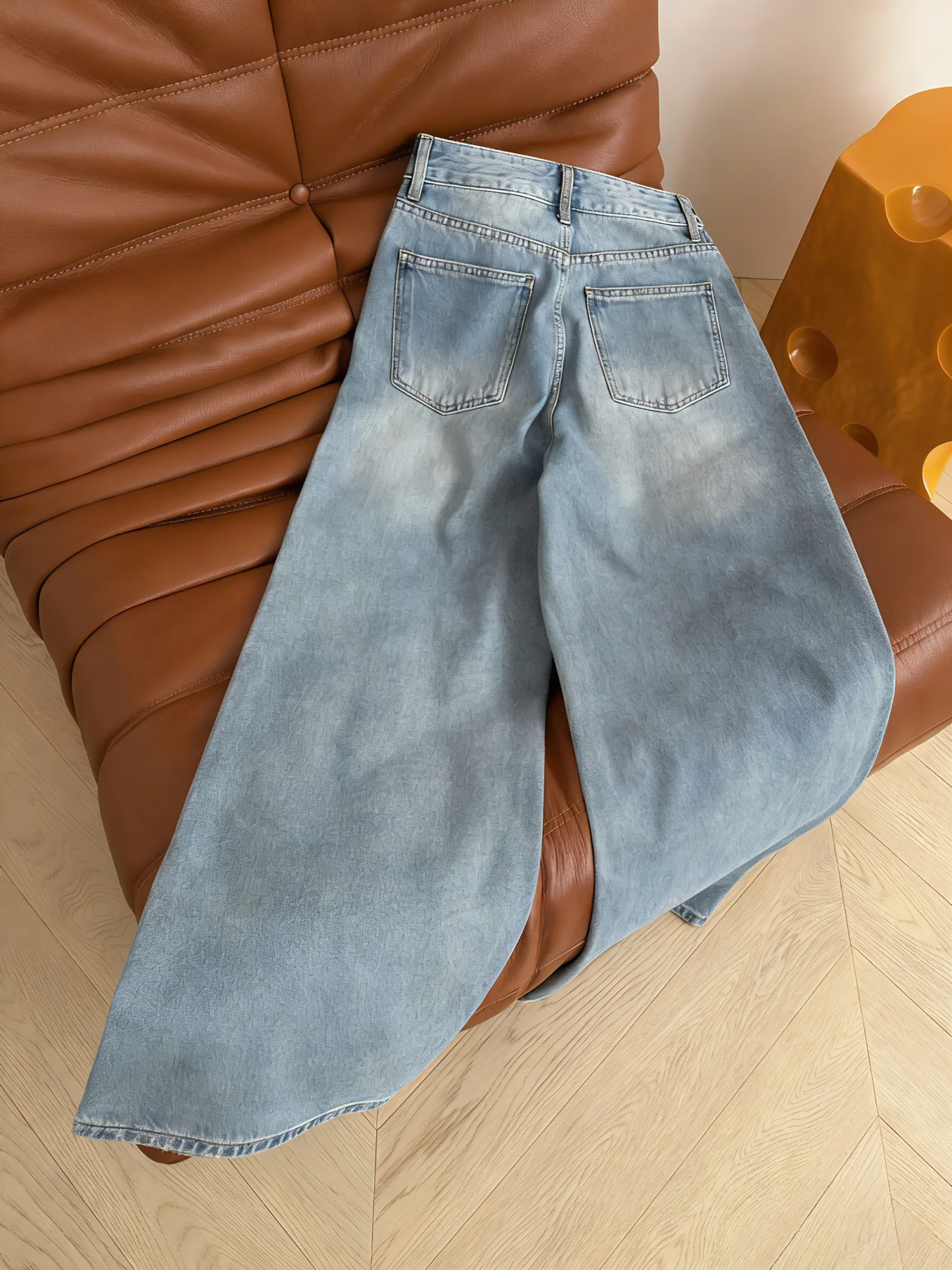 

2026 Spring New Style Heavy-Duty Rhinestone High-Waisted Slimming Straight Leg Jeans For Women