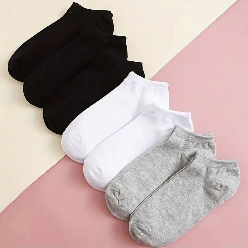 

35 пар однотонных носков-лодочек черного, белого и серого цвета, тонких и удобных в ношении, подходят для занятий спортом и фитнесом.