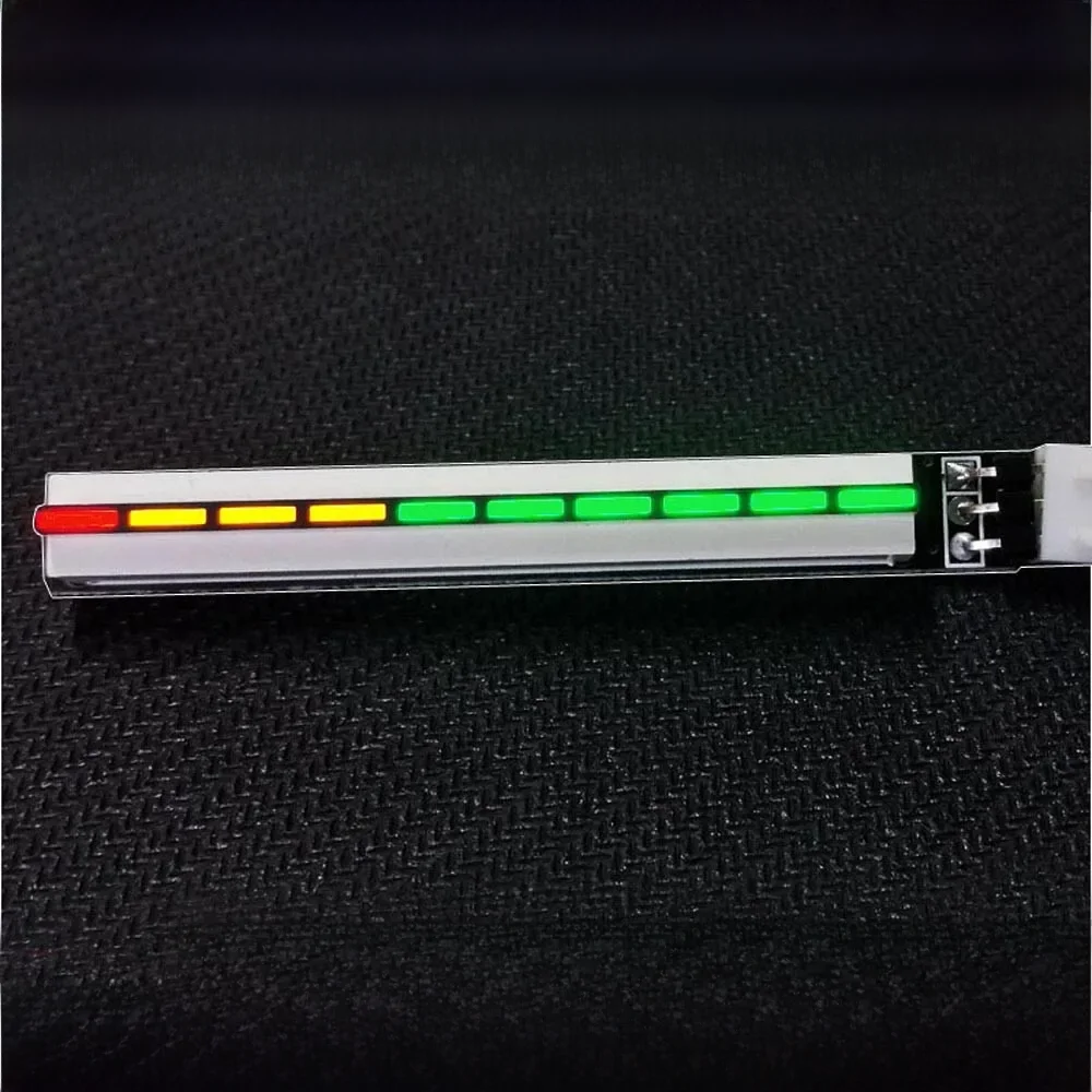 LED Muzyka Wskaźnik poziomu baterii Spektrum rytmu muzyki Dynamiczna atmosfera Wskaźnik napięcia światła DIY Wzmacniacz mocy audio — zdjęcie 2