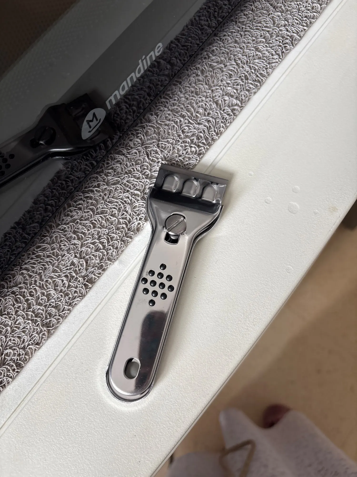 Stainless Steel Hob Scraper Kitchen Glass&Ceramic Scraper with Replacement Blades Wall Floor Window Cleaning Scraper Tools photo review