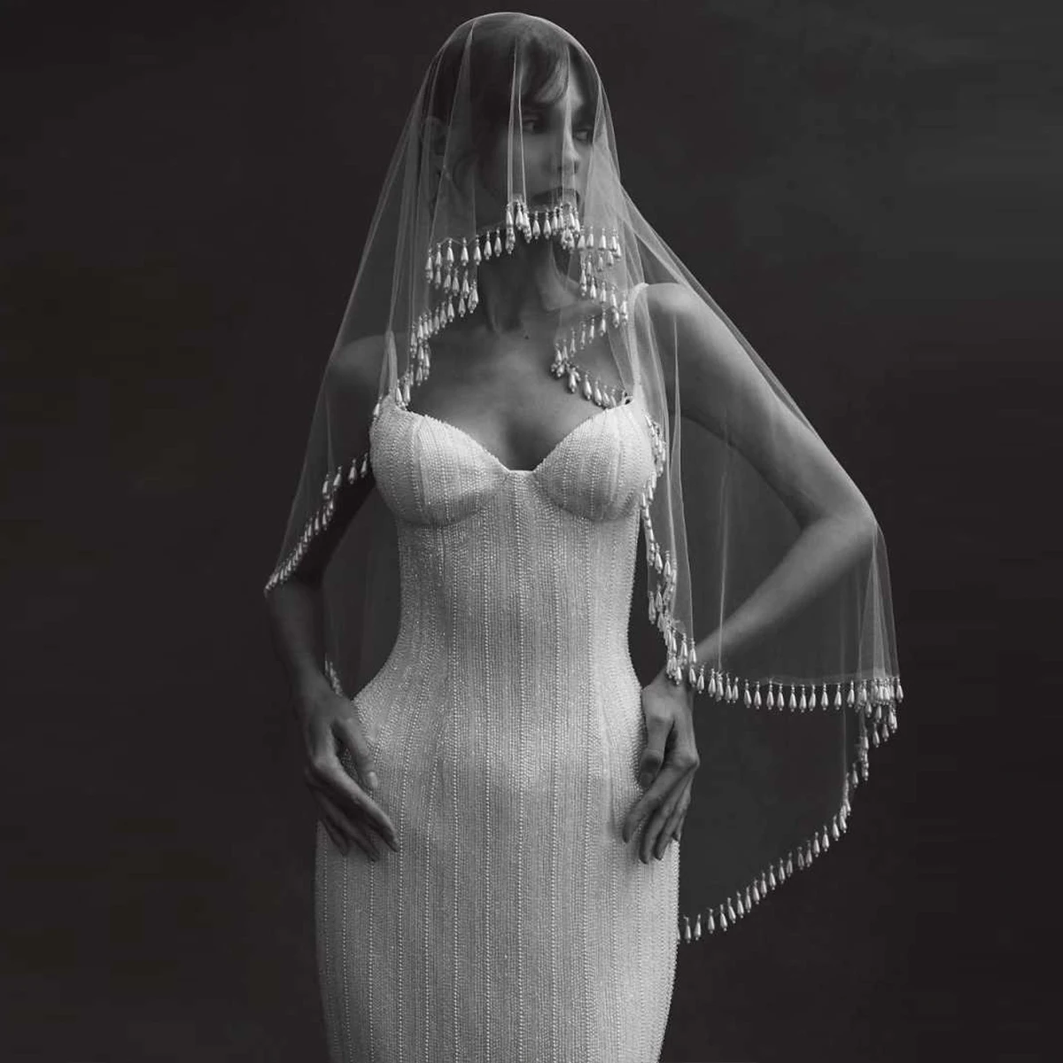 Elegant One Layer Bride Wedding Waltz Veil Tulle Bridal Veil Headdress and Floral Appliques Customized image 2