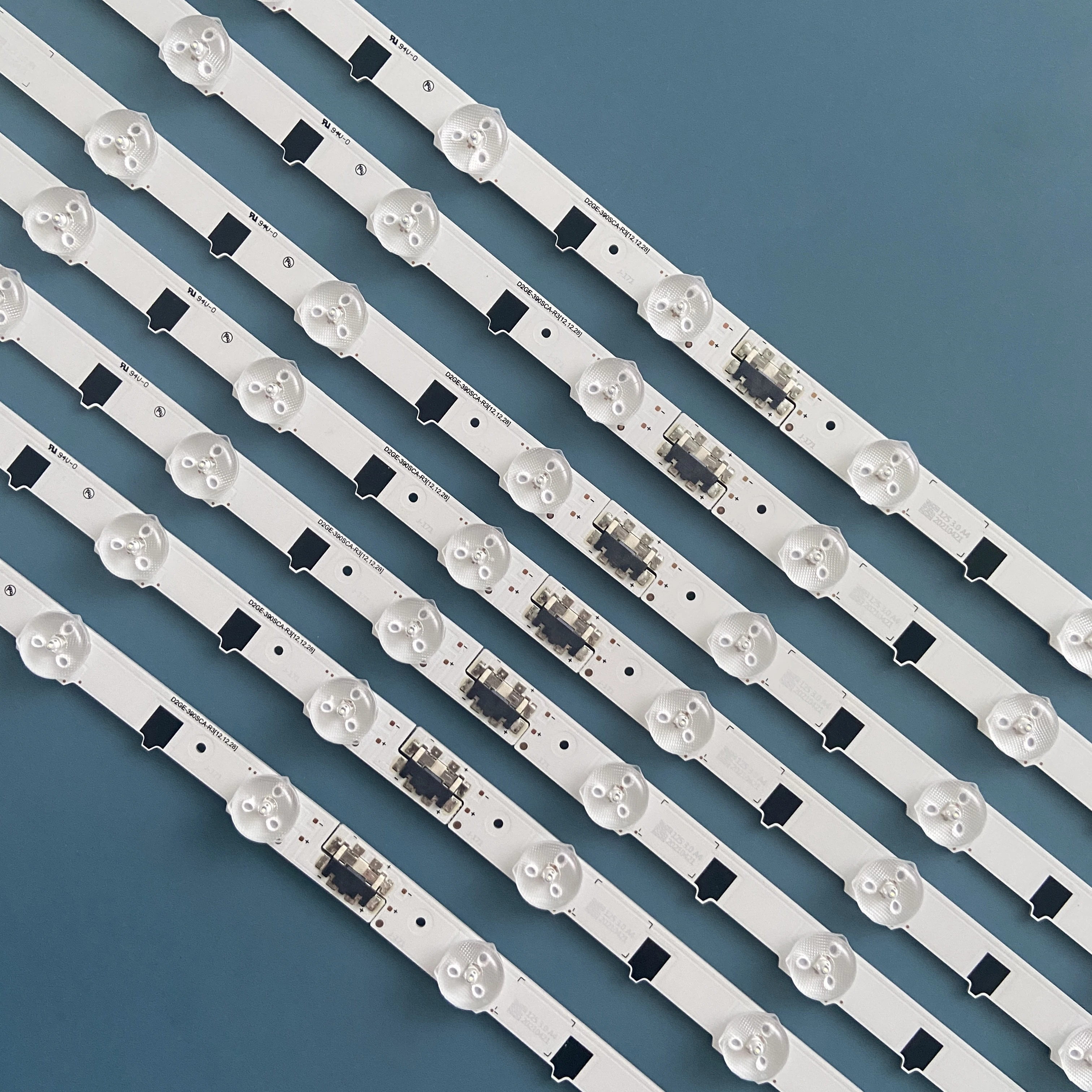 شريط LED لـ UE39F6800 UE39F5030 UE39F5700 UE39F5370 UE395000AK 2013SVS39F