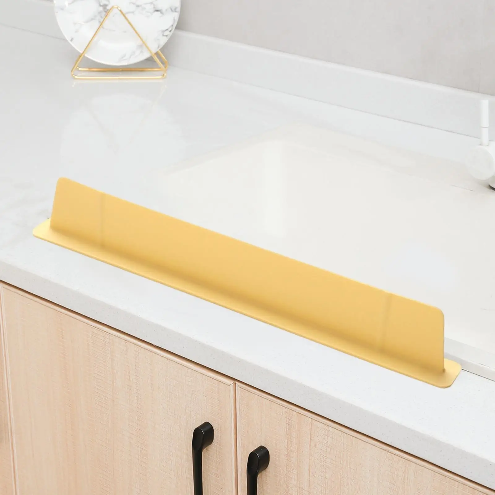 Sink Baffle Silicone Kitchen Household Pool Countertop Splash Baffle Waterproof Water Retaining Strip Vegetable Basin