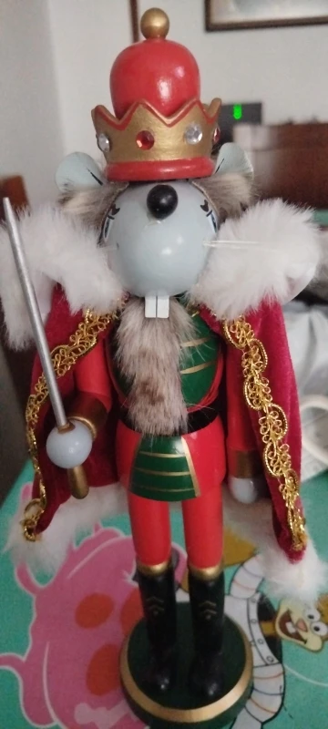 30CM Mouse Nutcracker King Wooden Craft Lotus Wood Cartoon Christmas Decoration Home Decoration Gift Ornaments photo review