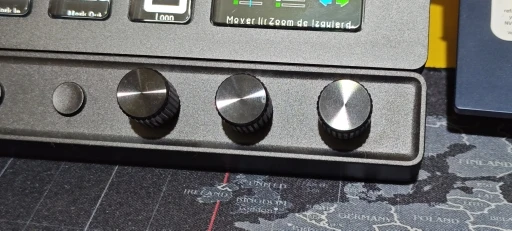 Customer photo for Studio Console Creative Control Deck – Ulanzi D200X — Gearfinch