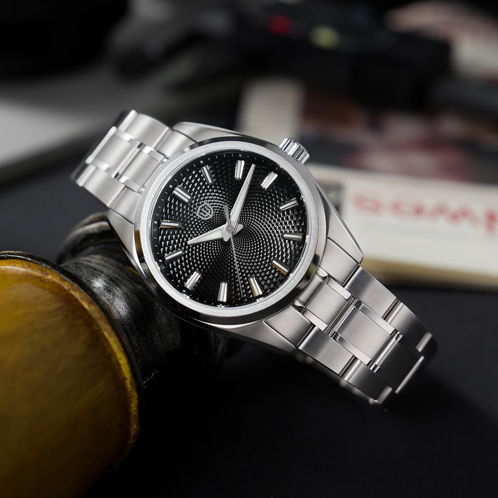 メンズ腕時計　31個まとめ売り Watchdives WD0003G ギヨシェ文字盤 メンズ腕時計 VH31 スイープ秒針