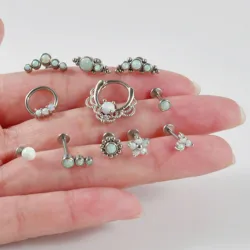 1PC 316L Surgical Steel White Opal Ear Tragus Helix Cartilage Opal17 Lip Stud Labret Monore Septum Piercing Jewelry