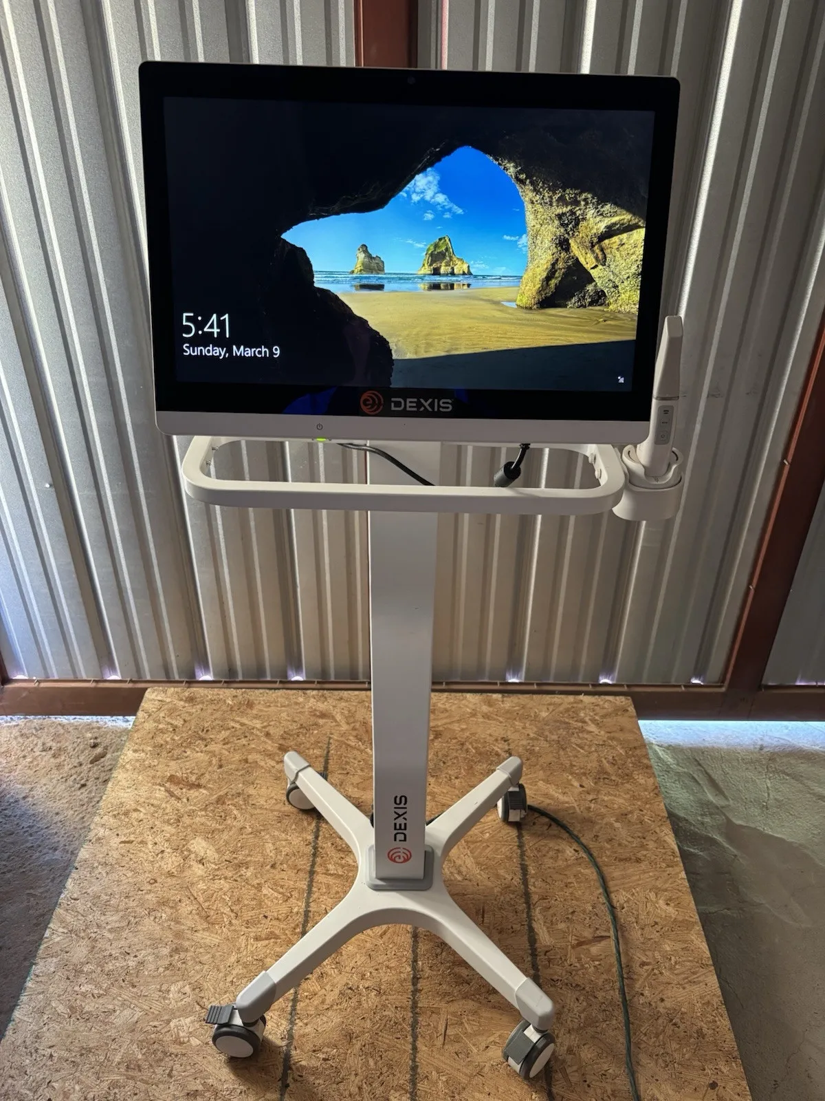 

Carestream CS3800 2022 Dental Intraoral Scanner for CAD/CAM Dentistry