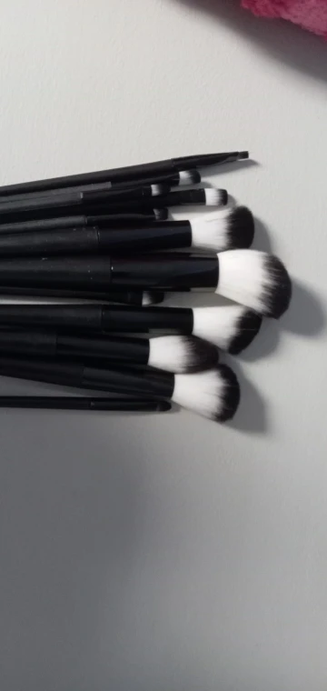 13-piece Premium Makeup Brush Set