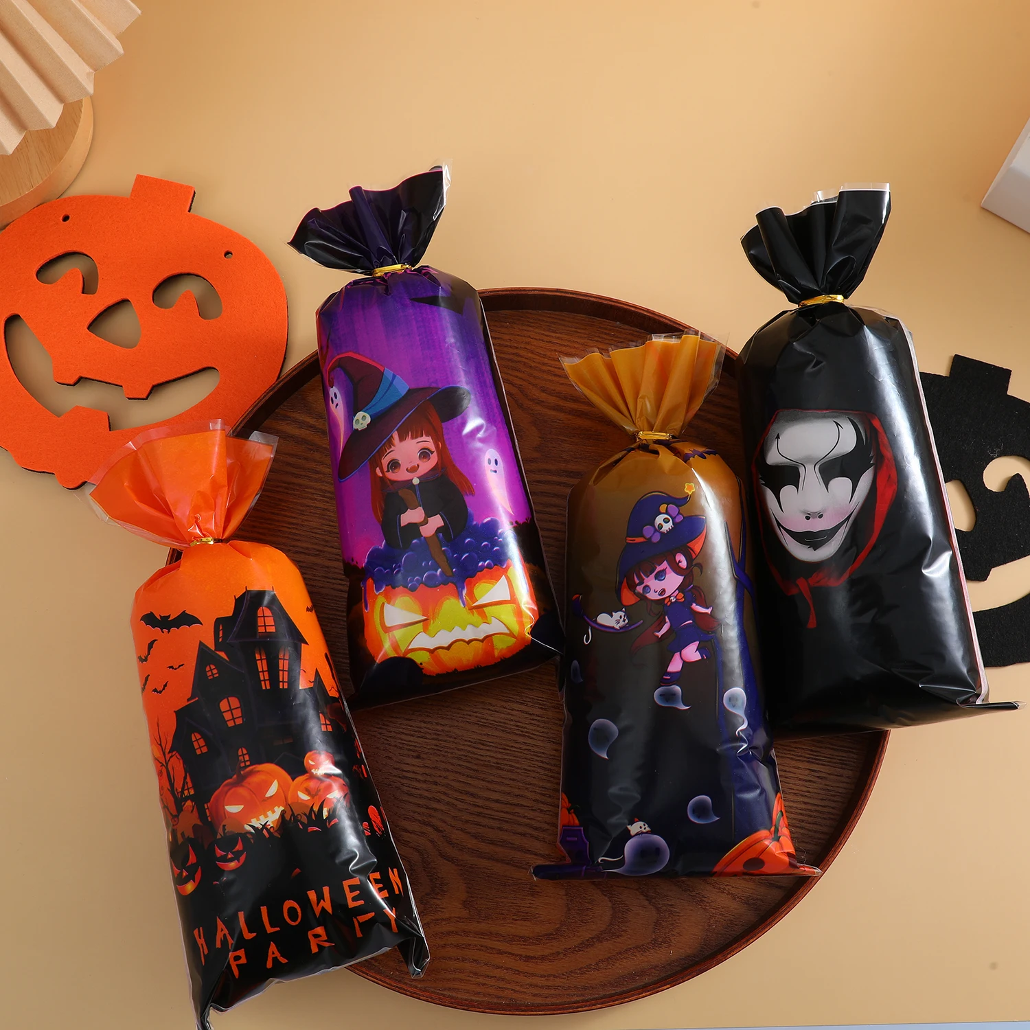 50 Halloween themed goodie bags, ghosts, pumpkins, masks, castle funny patterns, trick or treat opp goodie bags 4 patterns mixed