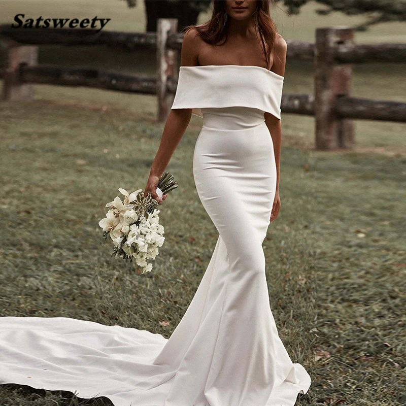 

2024 Simple Off the Shoulder Wedding Dress Soft Satin Boat Neck Mermaid Bride Gowns Backless Robes De Mariée