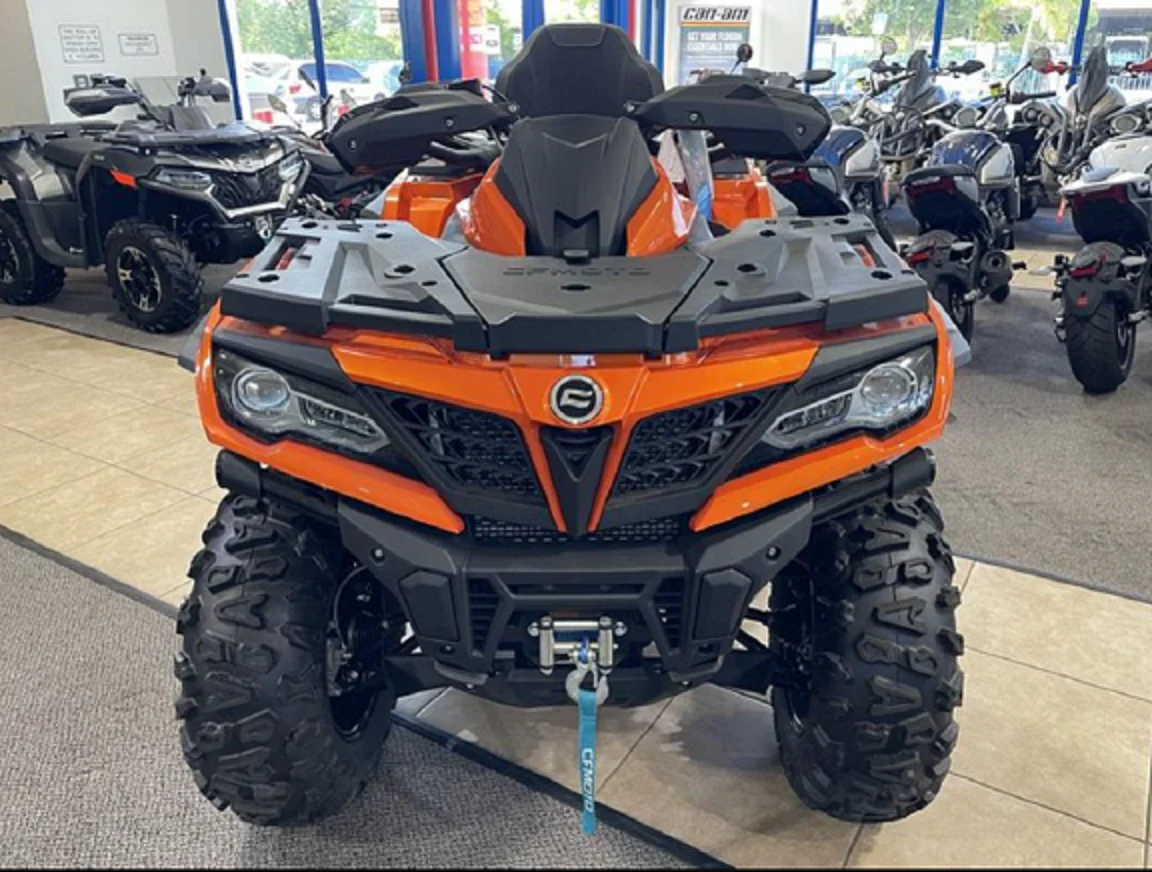 ATV CF MOTO 800cc 4x4 CFORCE ATV UTV quad atv 4x4 Baru Segel Kualitas Tahun 2023